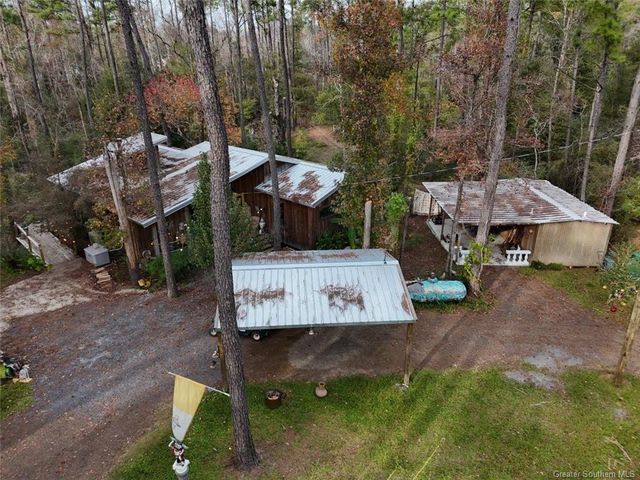805 Willow Springs Road, Sulphur, LA 70663
