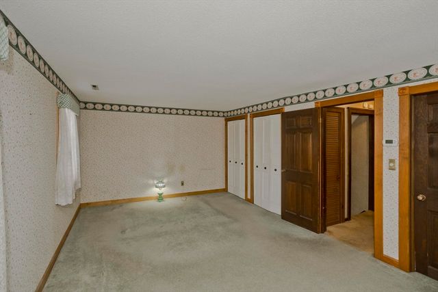 31 Leadmine Road, Southampton, MA 01073