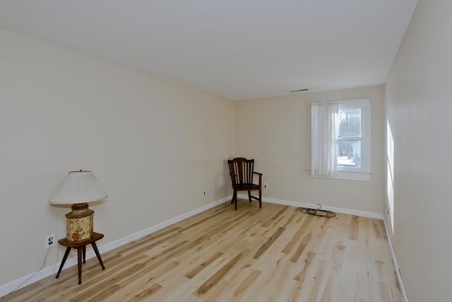 31 Leadmine Road, Southampton, MA 01073