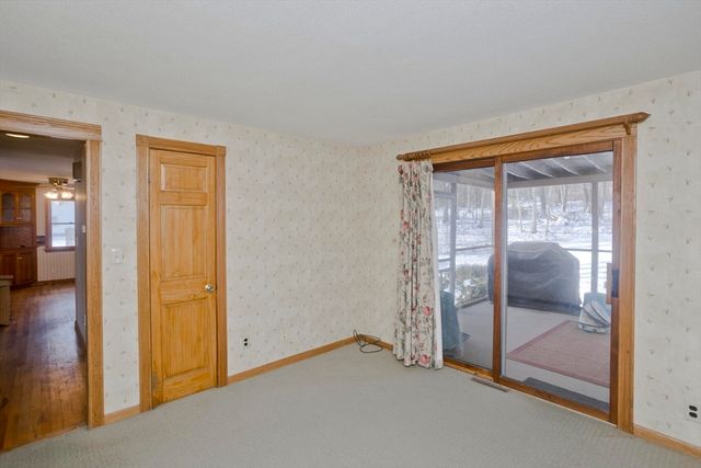 31 Leadmine Road, Southampton, MA 01073