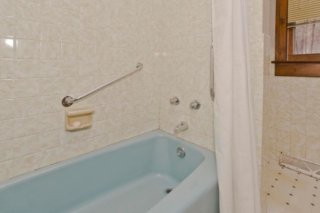 31 Leadmine Road, Southampton, MA 01073