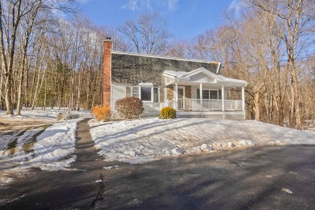 31 Leadmine Road, Southampton, MA 01073