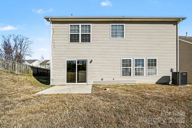 13812 Riding Hill Avenue, Charlotte, NC 28213