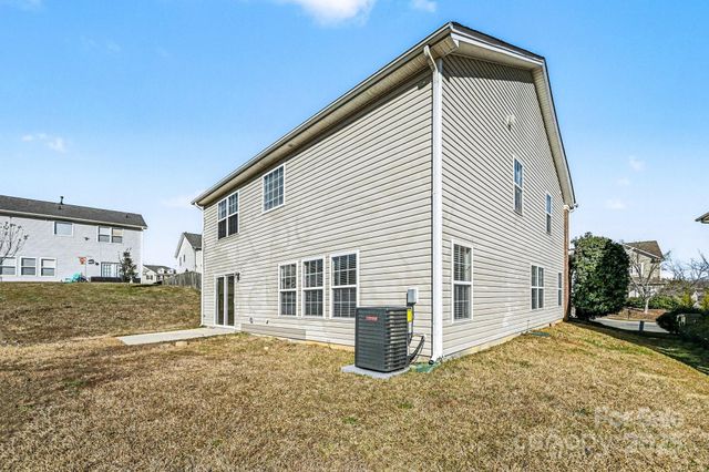 13812 Riding Hill Avenue, Charlotte, NC 28213