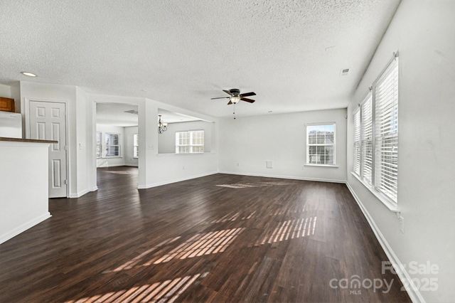 13812 Riding Hill Avenue, Charlotte, NC 28213