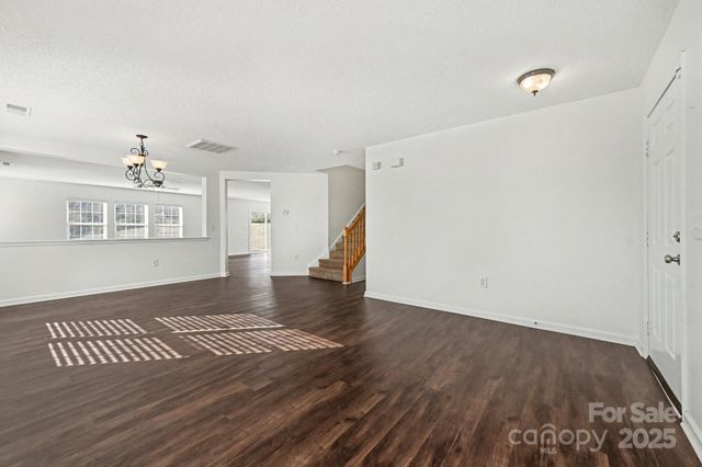 13812 Riding Hill Avenue, Charlotte, NC 28213