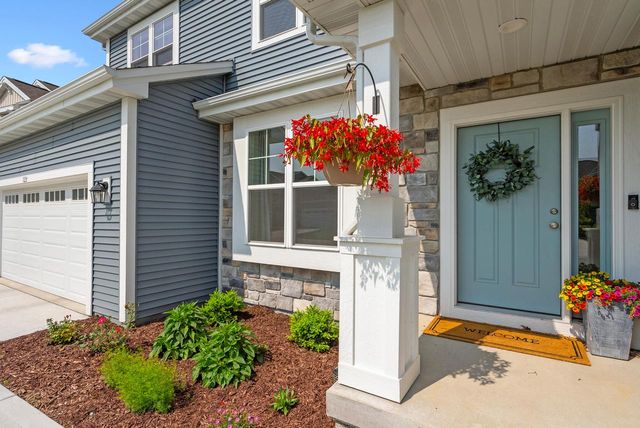 309 Paradise COURT, Hartland, WI 53029