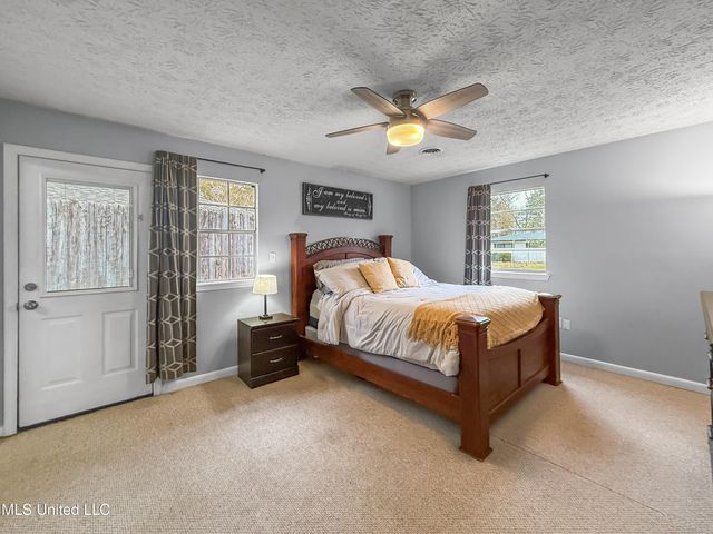 5255 Parkway Drive, Jackson, MS 39211