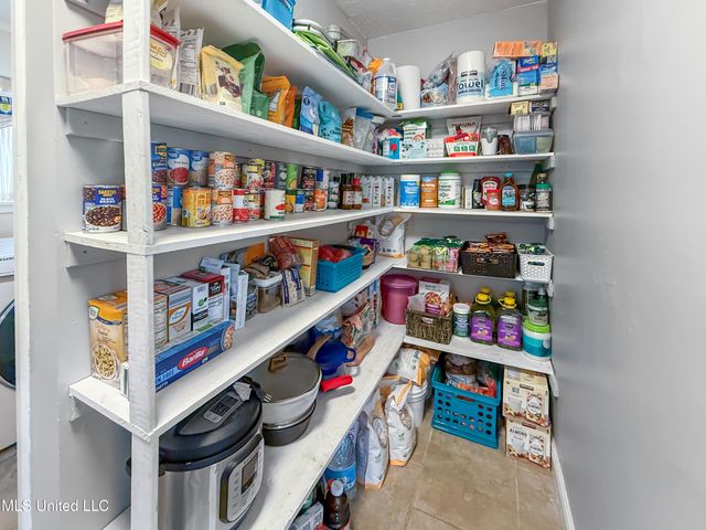 5255 Parkway Drive, Jackson, MS 39211