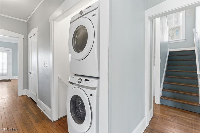 2728 Euclid Heights Boulevard, Cleveland Heights, OH 44106