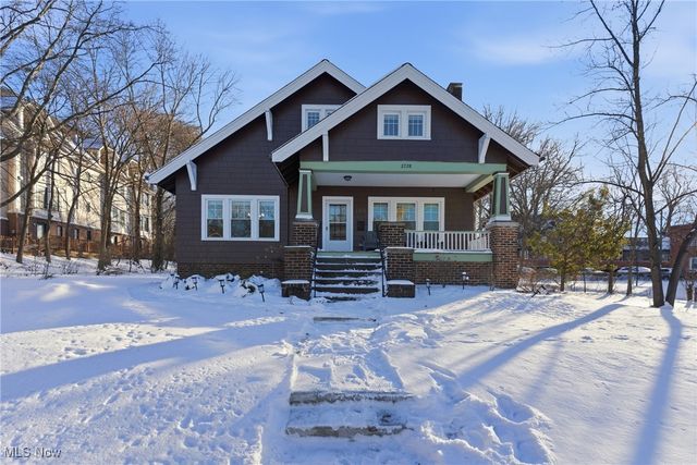 2728 Euclid Heights Boulevard, Cleveland Heights, OH 44106