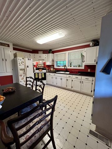 170 Shepherd Ln, Granville, TN 38564