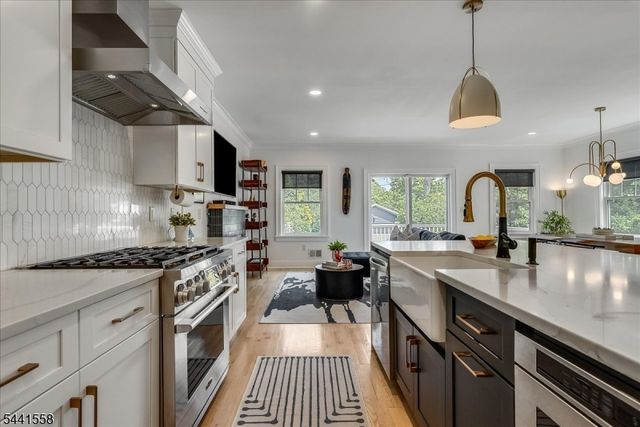 27 Montclair Ave, Montclair Twp., NJ 07042