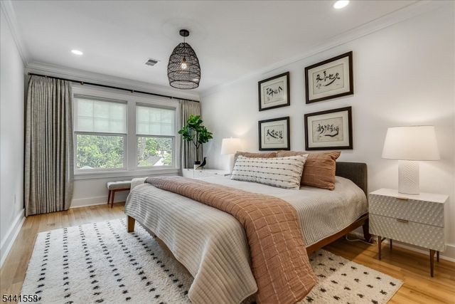 27 Montclair Ave, Montclair Twp., NJ 07042