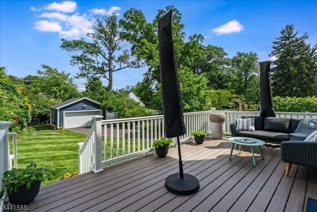 27 Montclair Ave, Montclair Twp., NJ 07042