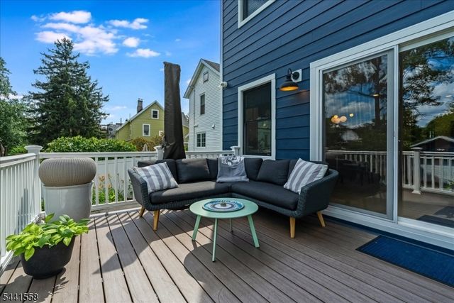 27 Montclair Ave, Montclair Twp., NJ 07042