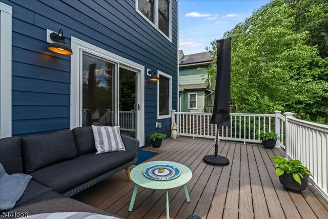 27 Montclair Ave, Montclair Twp., NJ 07042