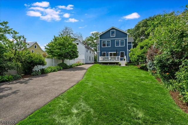 27 Montclair Ave, Montclair Twp., NJ 07042