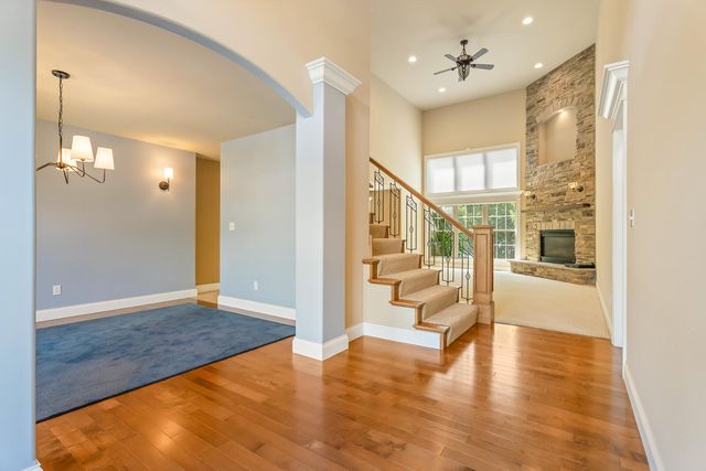 2251 Walker Drive, Valparaiso, IN 46385