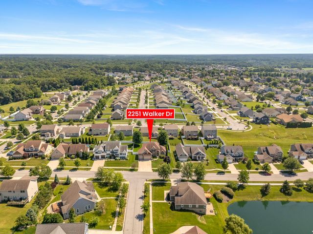 2251 Walker Drive, Valparaiso, IN 46385