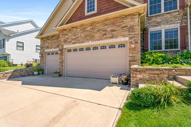 2251 Walker Drive, Valparaiso, IN 46385