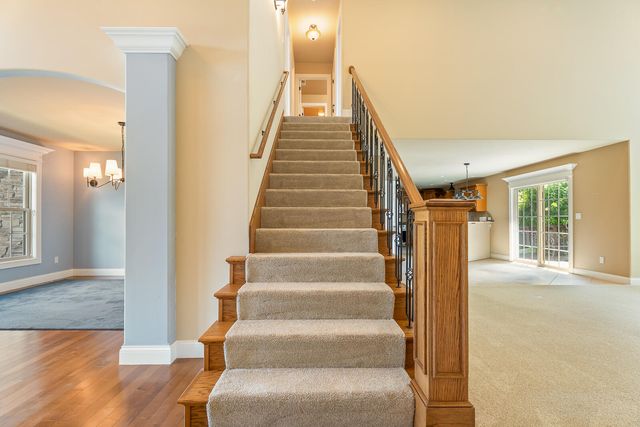 2251 Walker Drive, Valparaiso, IN 46385