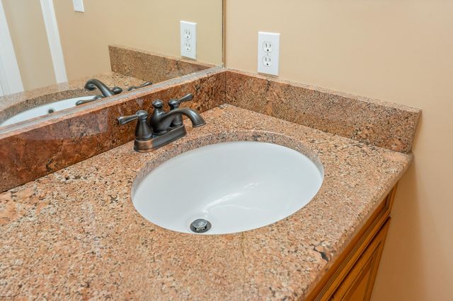 2251 Walker Drive, Valparaiso, IN 46385