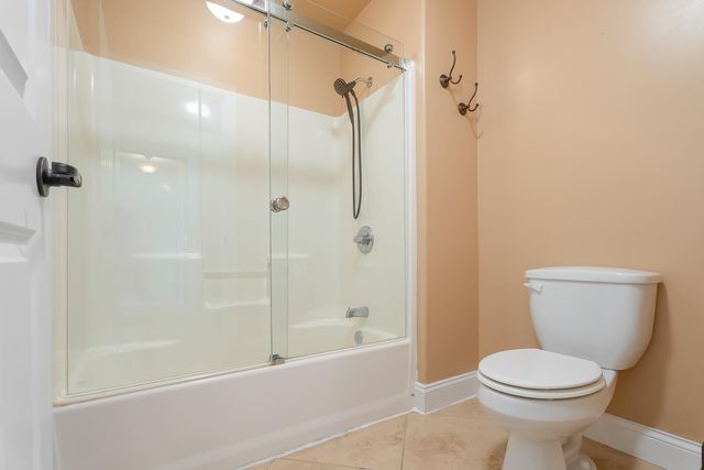 2251 Walker Drive, Valparaiso, IN 46385