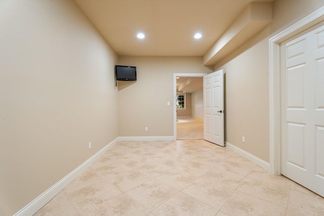 2251 Walker Drive, Valparaiso, IN 46385