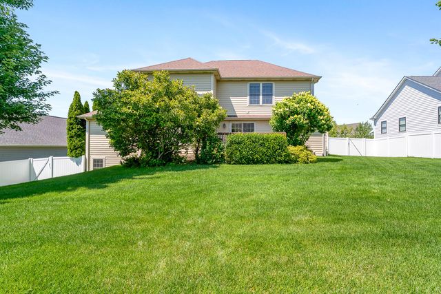2251 Walker Drive, Valparaiso, IN 46385