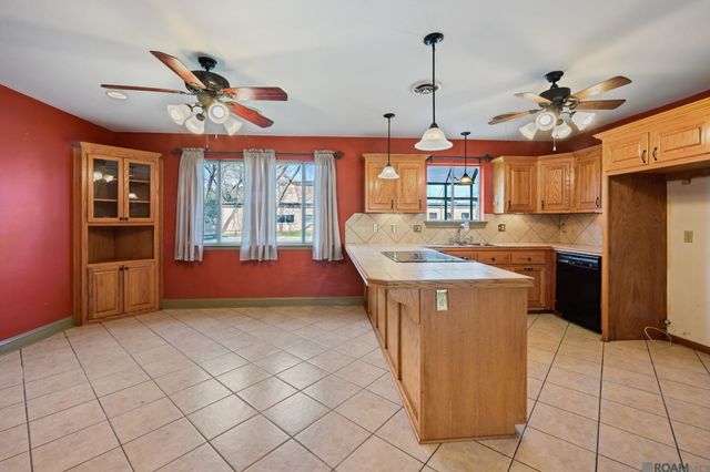 114 Community St, New Roads, LA 70760