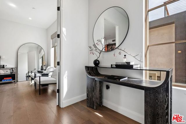 1251 N Formosa Avenue, West Hollywood, CA 90046