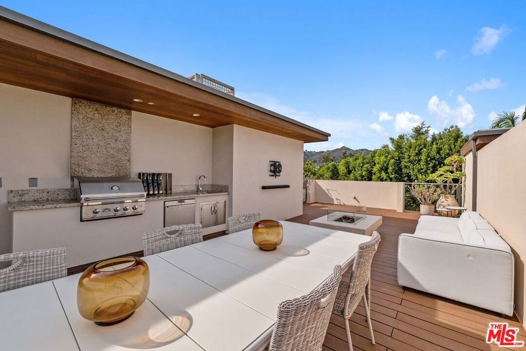 1251 N Formosa Avenue, West Hollywood, CA 90046