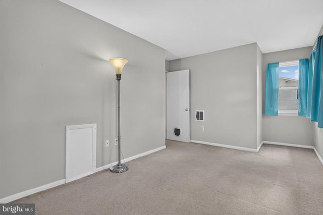 1088 MONTICELLO LN, Lancaster, PA 17603