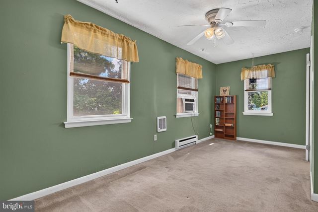 1088 MONTICELLO LN, Lancaster, PA 17603