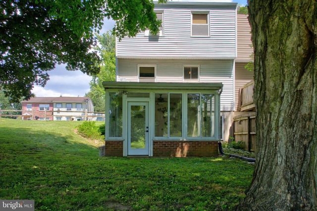 1088 MONTICELLO LN, Lancaster, PA 17603