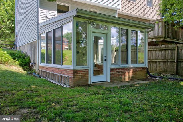 1088 MONTICELLO LN, Lancaster, PA 17603