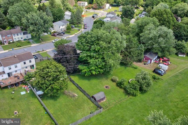 1088 MONTICELLO LN, Lancaster, PA 17603