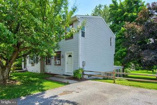 1088 MONTICELLO LN, Lancaster, PA 17603
