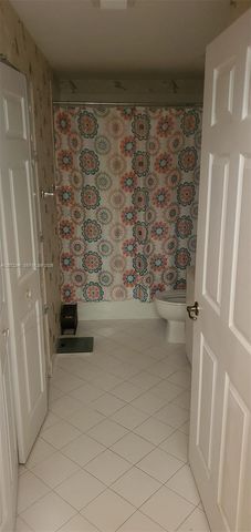 7775 Yardley Drive 211, Tamarac, FL 33321