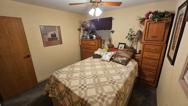 110 Elm Lane, Streamwood, IL 60107