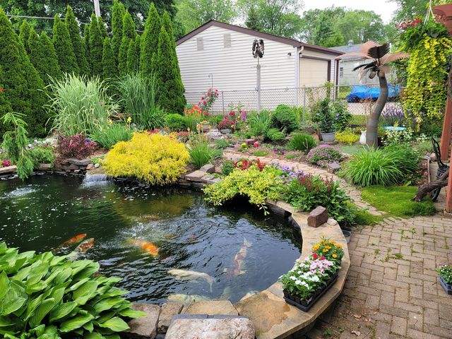 110 Elm Lane, Streamwood, IL 60107