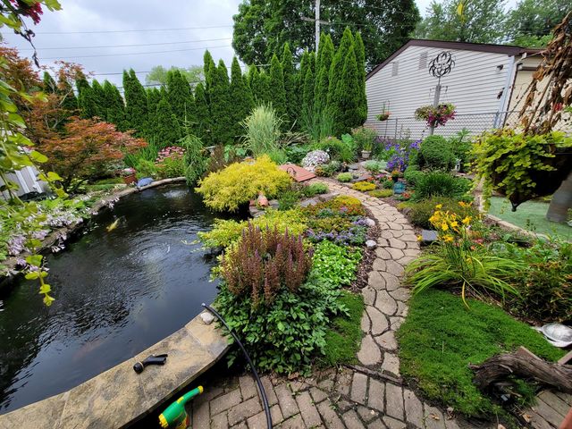 110 Elm Lane, Streamwood, IL 60107