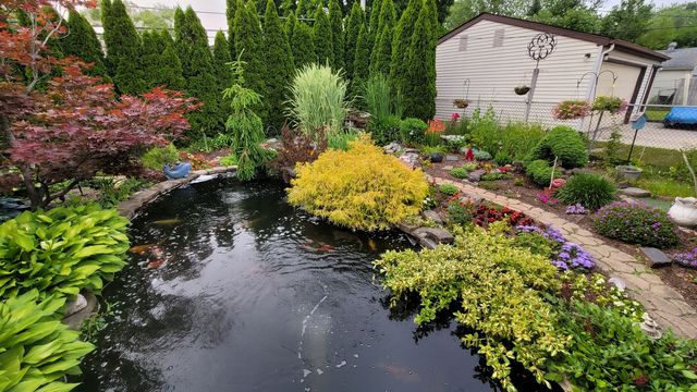 110 Elm Lane, Streamwood, IL 60107