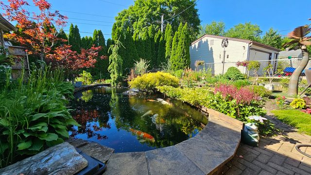 110 Elm Lane, Streamwood, IL 60107