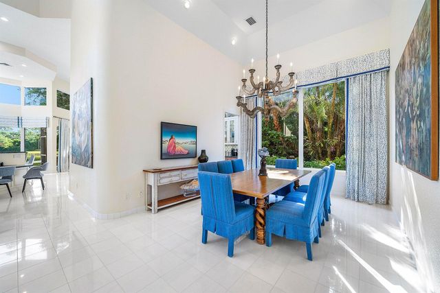 13060 Monet Lane, Palm Beach Gardens, FL 33410