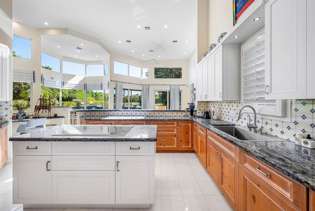 13060 Monet Lane, Palm Beach Gardens, FL 33410