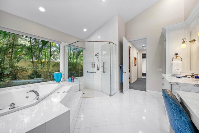 13060 Monet Lane, Palm Beach Gardens, FL 33410