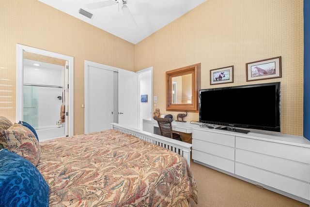 13060 Monet Lane, Palm Beach Gardens, FL 33410