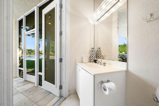 13060 Monet Lane, Palm Beach Gardens, FL 33410